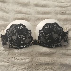 Strapless pushup bra